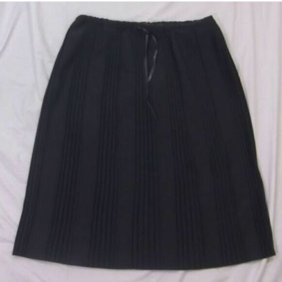 𝅺bedo bebe Gray pleated Skirt 13 Black Juniors - Picture 1 of 4